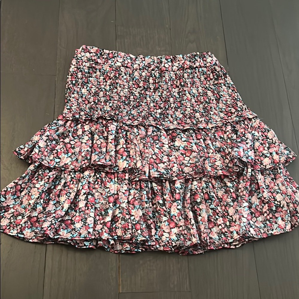 ruched tiered skirt